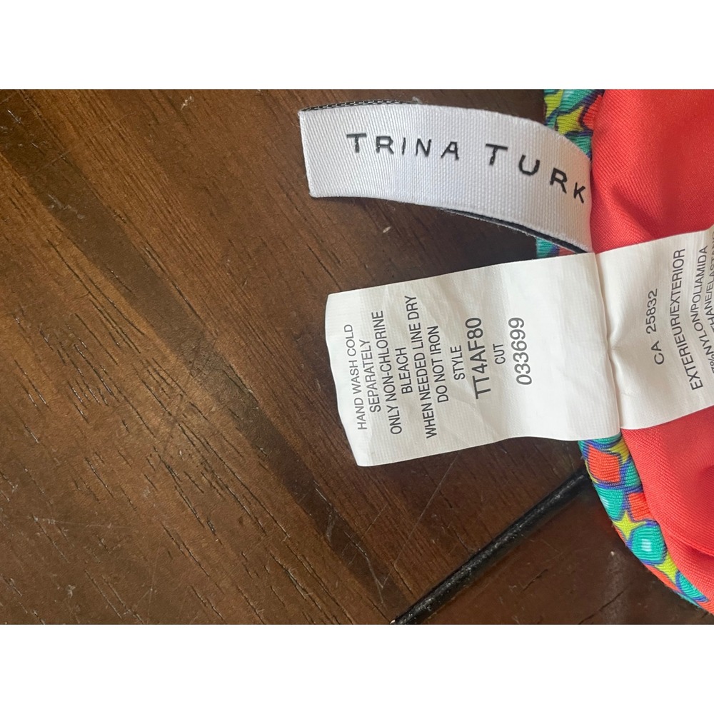 Trina Turk Womens 6 Bikini Top Halter Triangle Geometric Tropical Size 6 - Picture 4 of 4